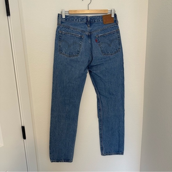 Levi’s 501 High Waisted Denim Jeans Distressed Front Women’s Size 27 - Picture 9 of 12